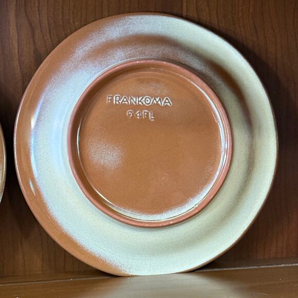 Vintage Frankoma Pottery Wagon Wheel pattern. Two dinner plates 94FL. 10 3/8” - Picture 2 of 3